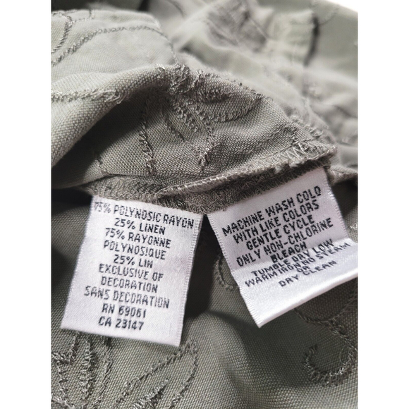 [102] Talbots Petites Floral Embroidered Olive Button Up Blouse- Size PP (0-2) - Picture 2 of 8